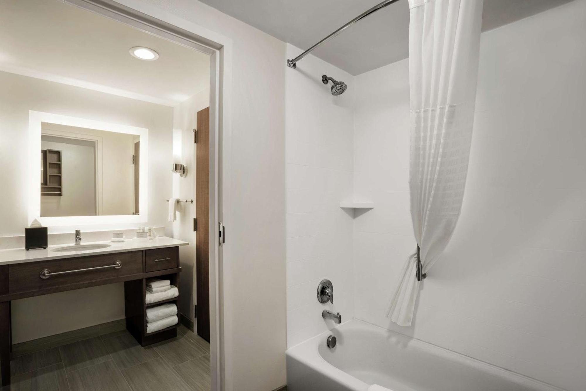 Homewood Suites By Hilton Firenze Esterno foto
